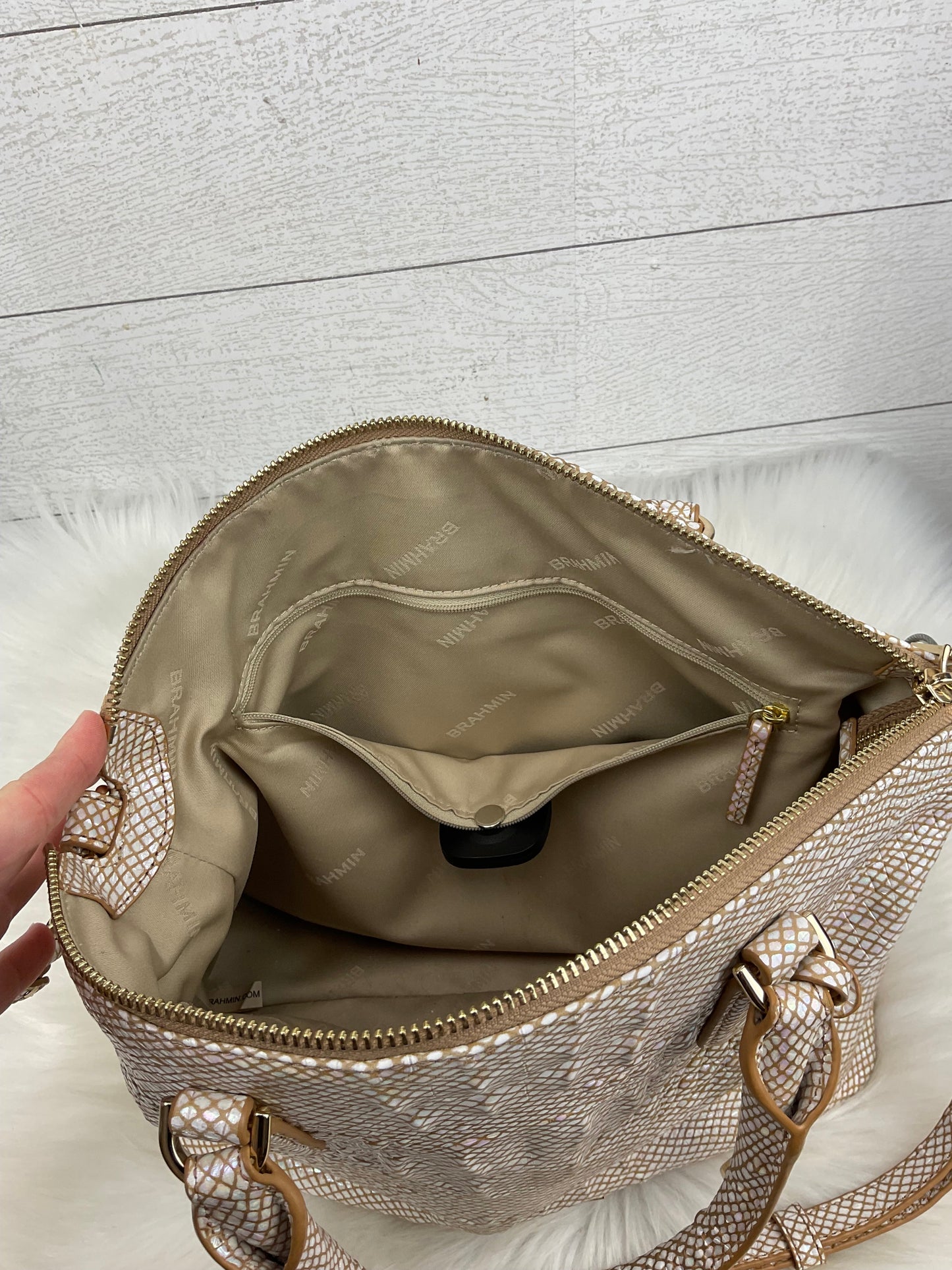 Handbag Designer By Brahmin, Size: Medium