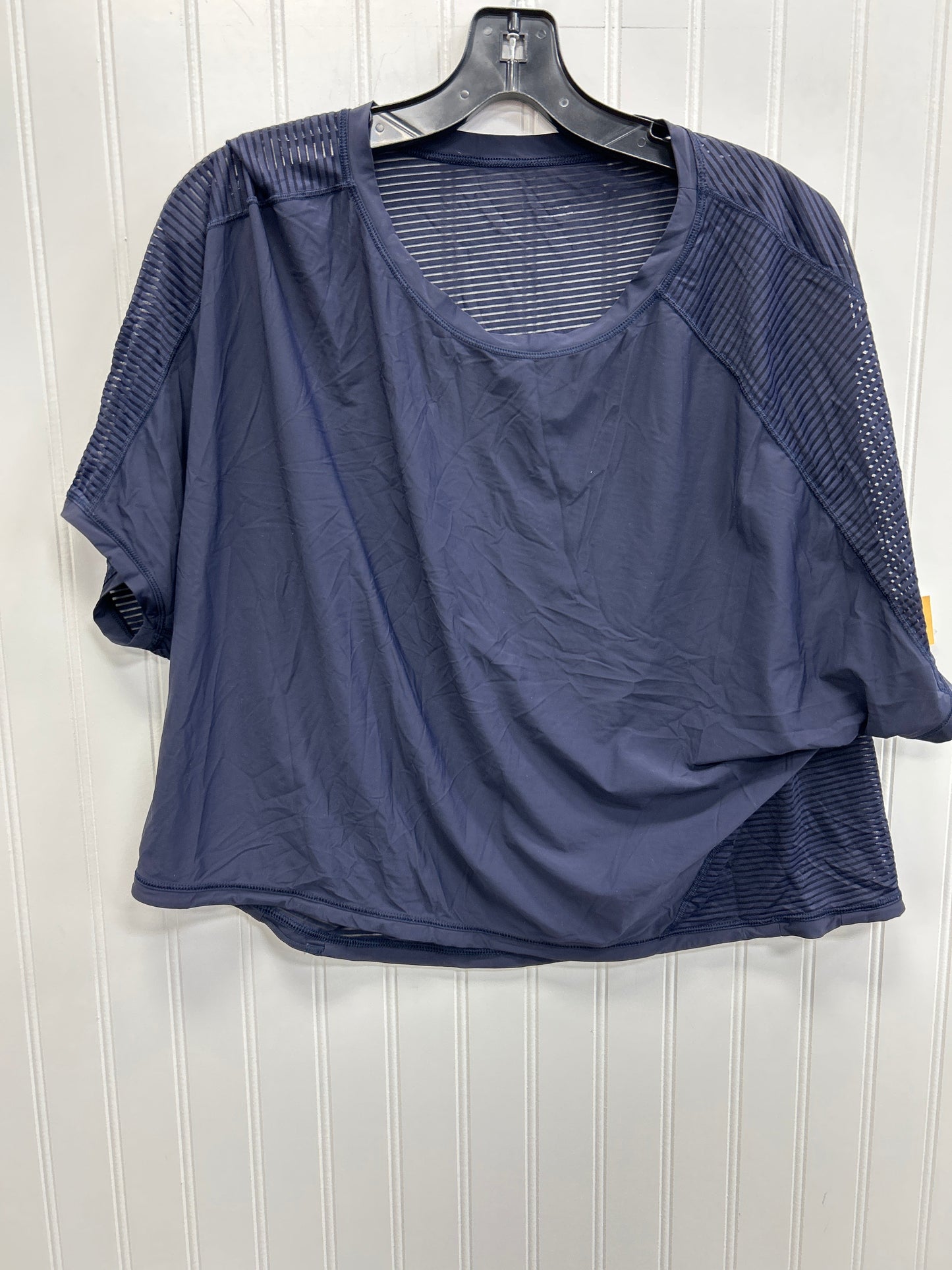 Athletic Top Ss By Lululemon In Navy, Size:L