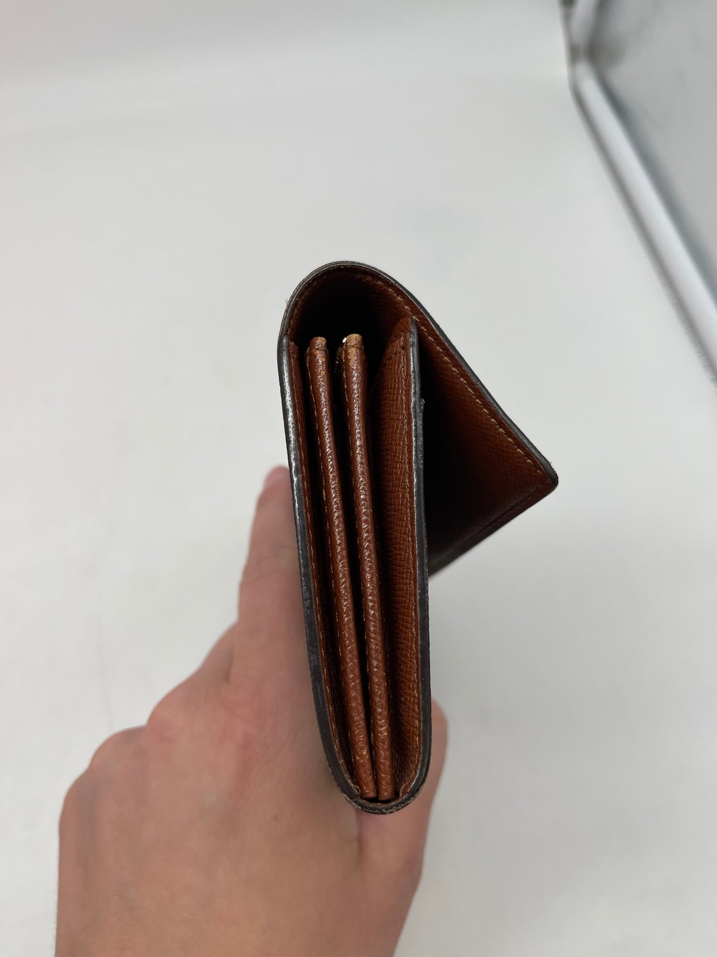 Wallet Luxury Designer By Louis Vuitton, Size: Medium