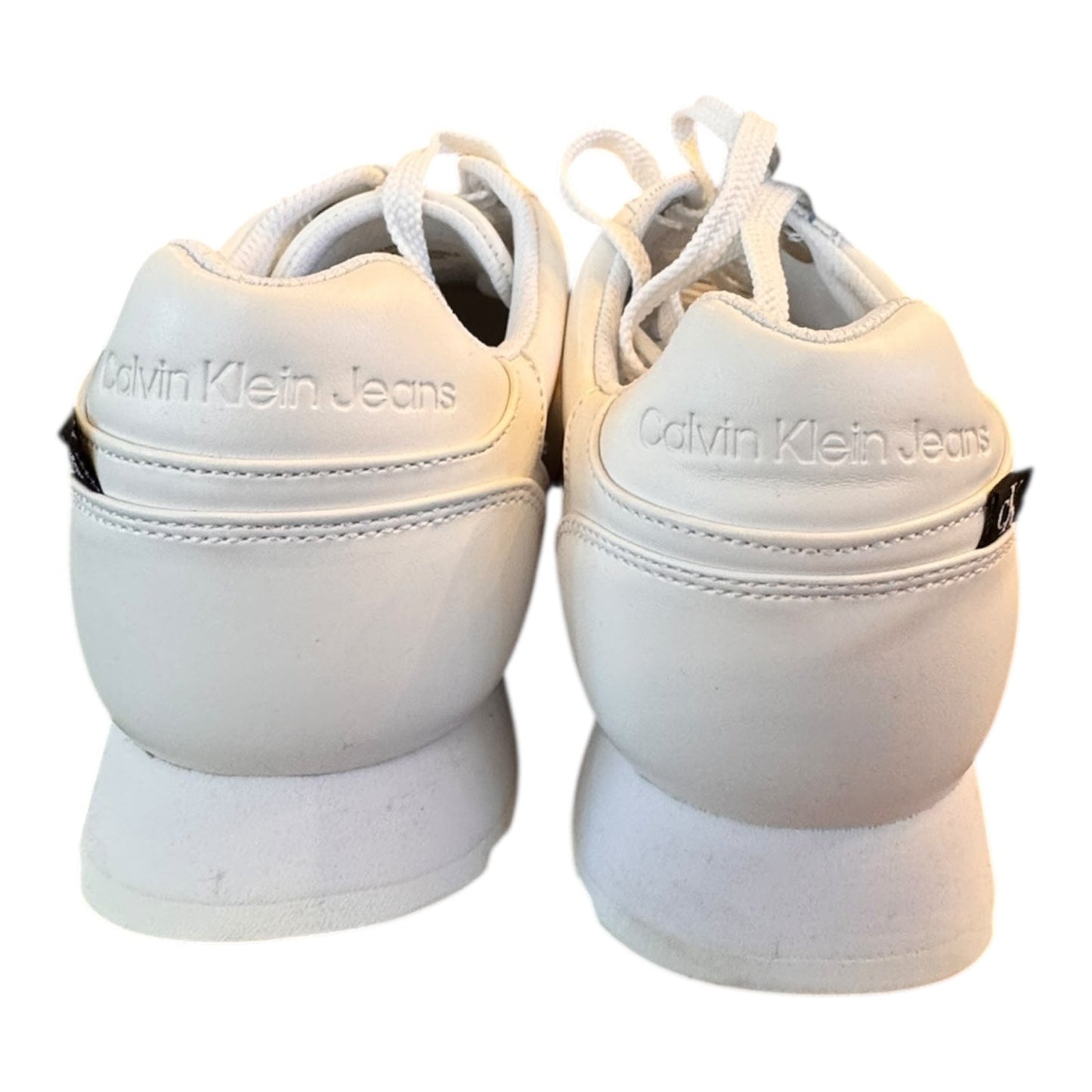 Shoes Sneakers By Calvin Klein In White, Size:10