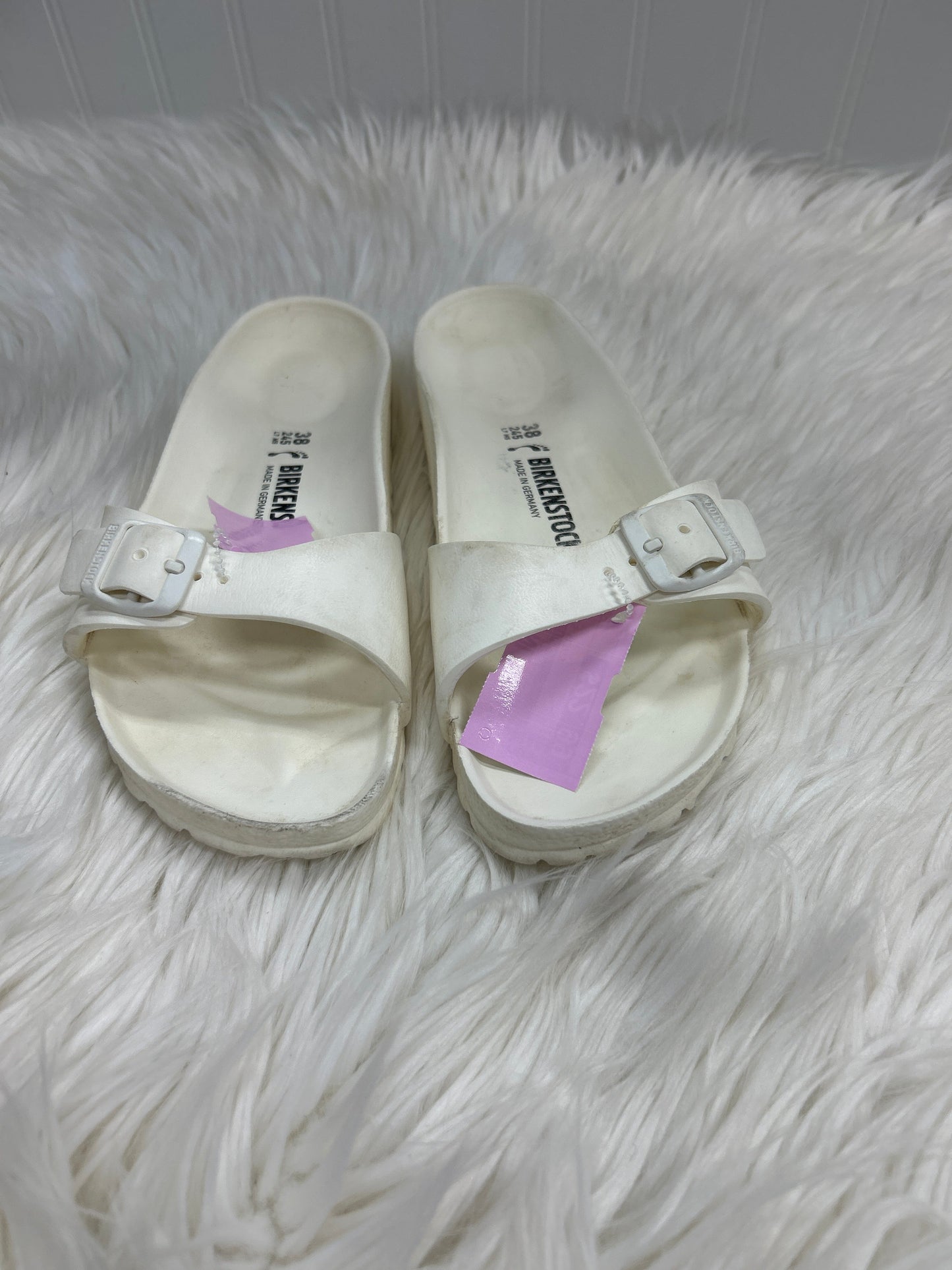 Sandals Flats By Birkenstock In White, Size:7