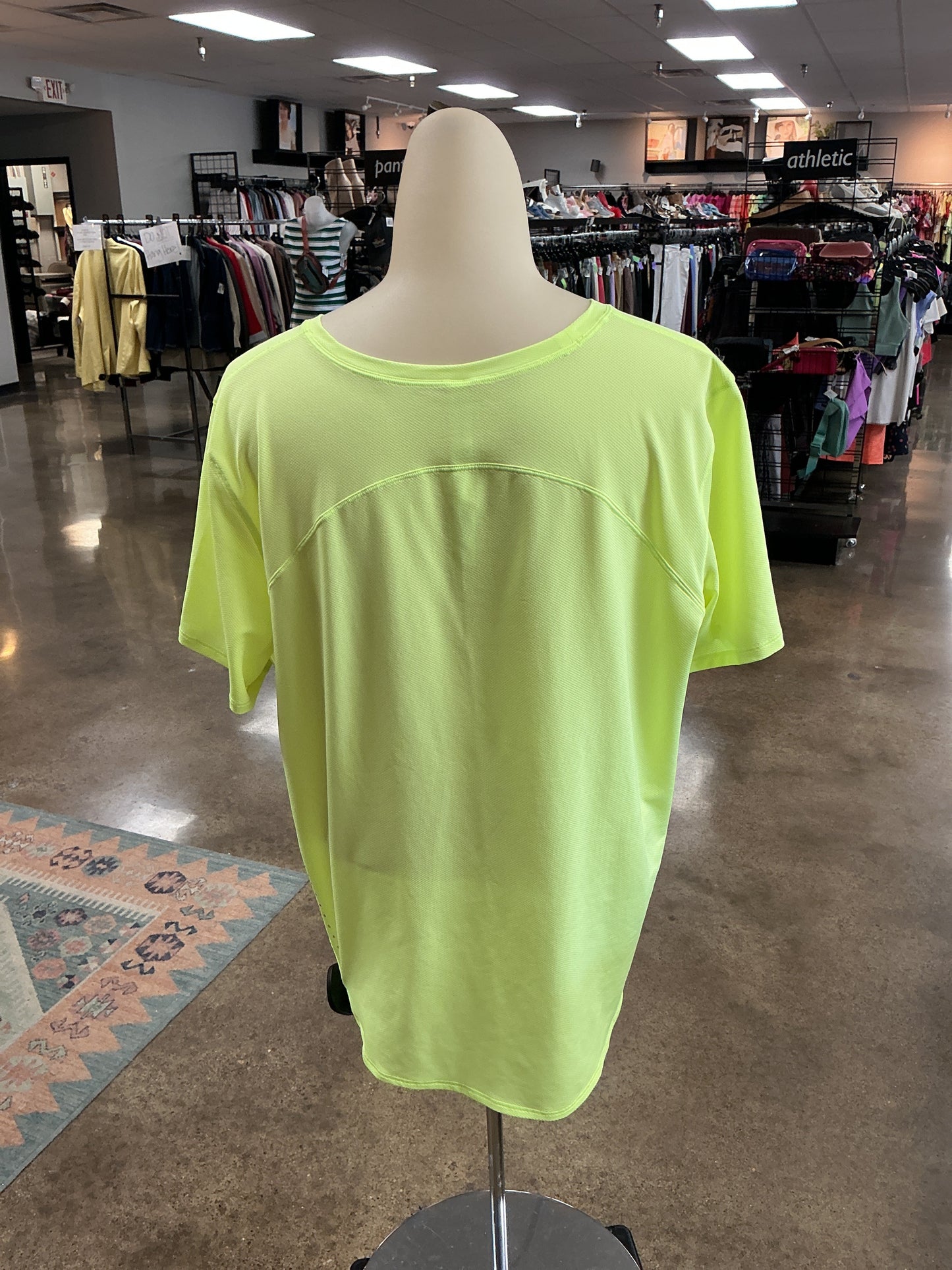 Athletic Top Ss By Lululemon In Green, Size:14