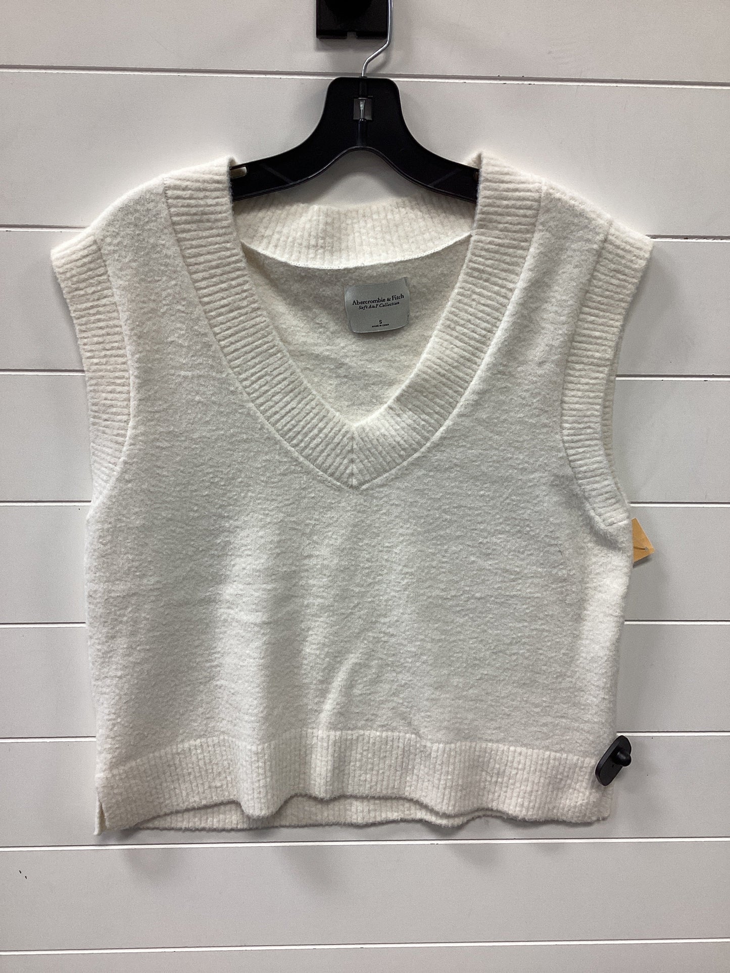 Vest Sweater By Abercrombie And Fitch In Cream, Size:S