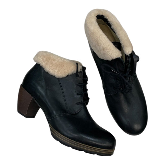 Boots Ankle Heels By Cmb In Black, Size:8.5