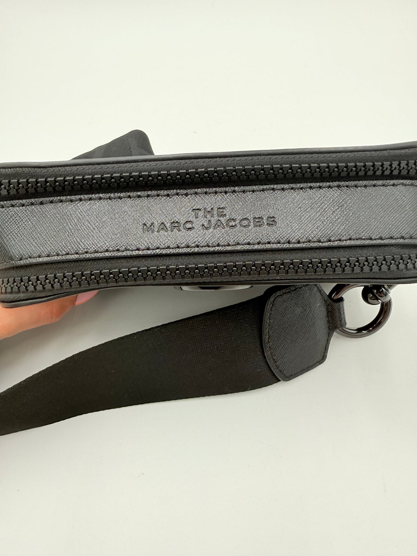 Crossbody Luxury Designer By Marc Jacobs In Black, Size:Small