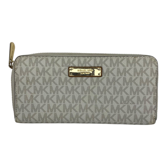 Wallet Designer By Michael Kors In Cream, Size:Medium