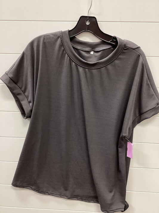 Top Ss By Clothes Mentor In Grey, Size:1X