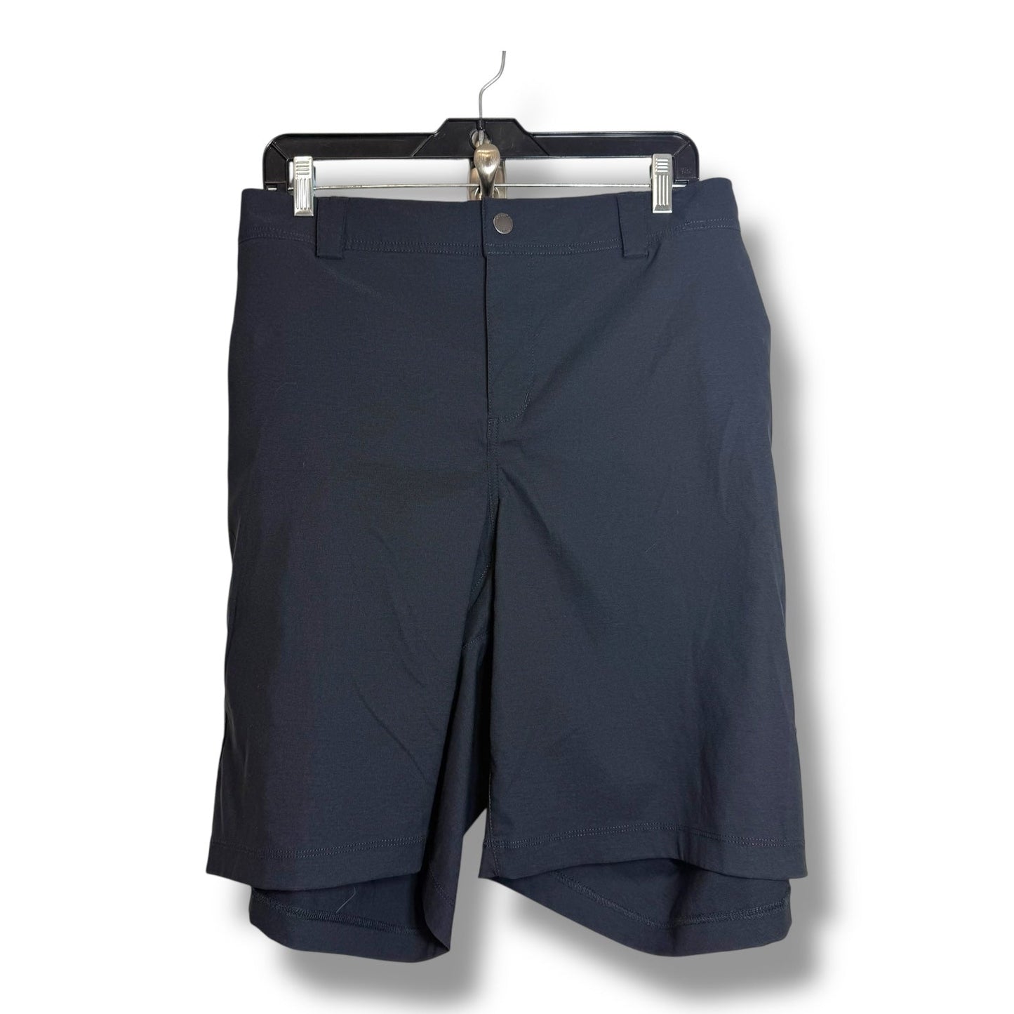 Shorts By Duluth Trading In Black, Size: 22