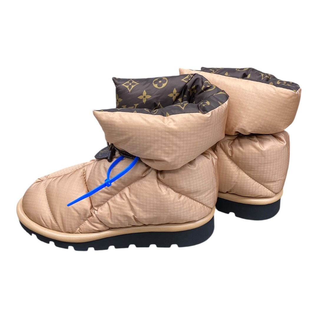 Boots Luxury Designer By Louis Vuitton In Brown, Size:6.5