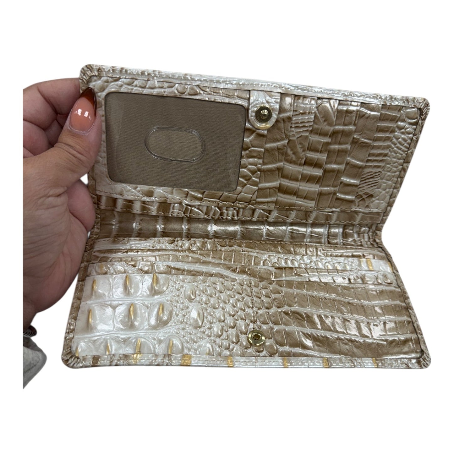 Wallet  Designer By Brahmin In Ivory, Size:Large