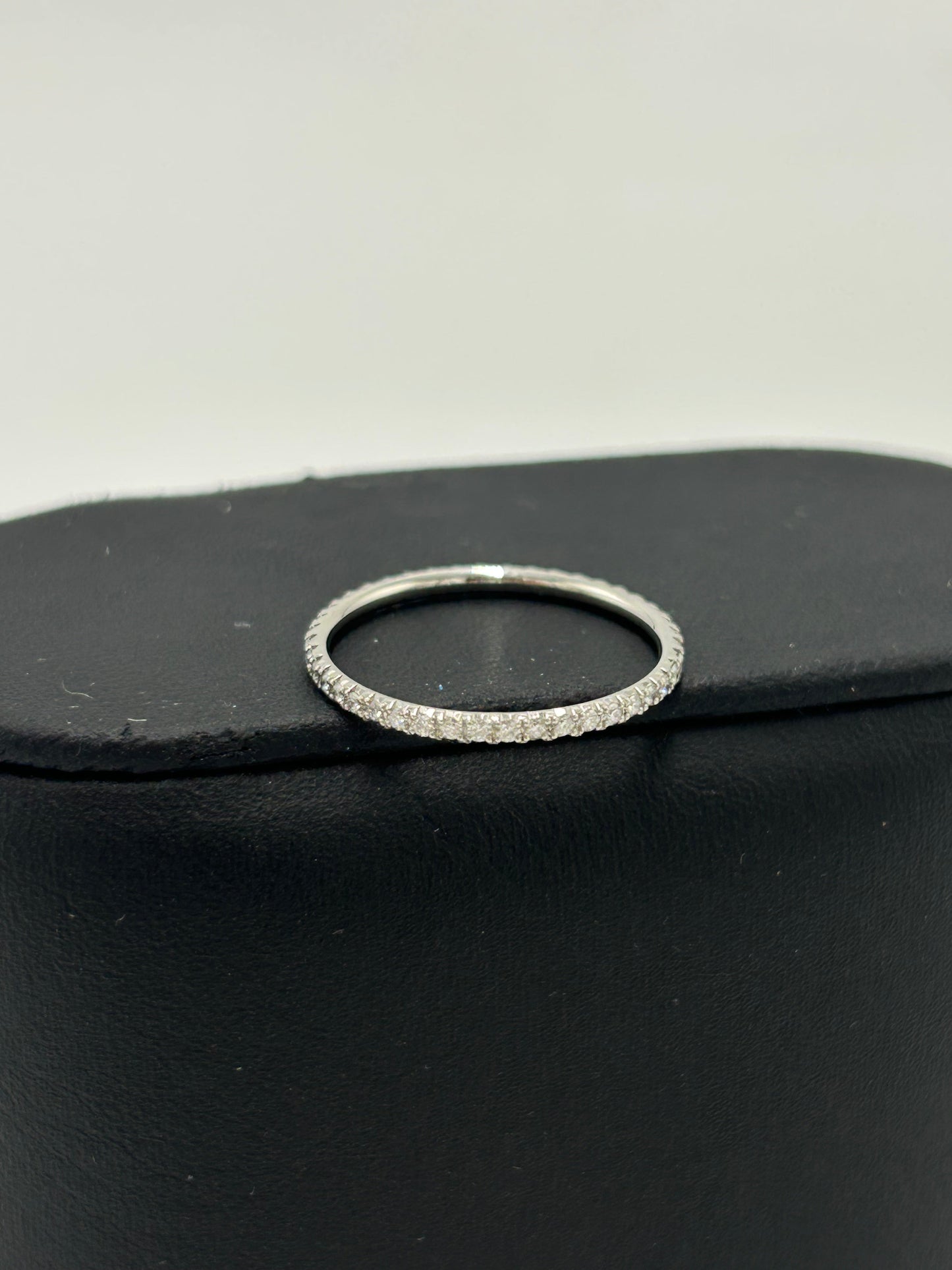 Tiffany & Company Metro Eternity Luxury Ring in Platinum, Size: 6.5