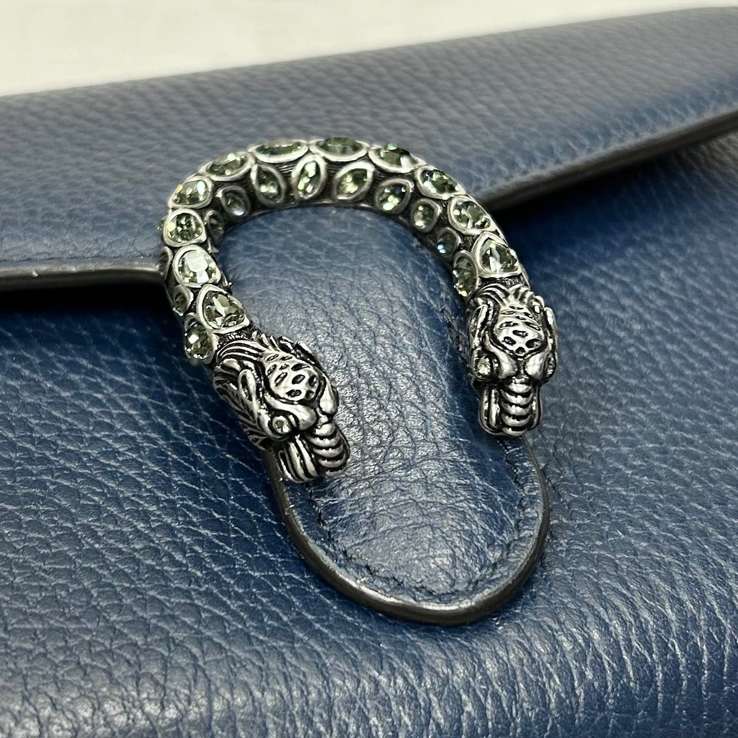 Crossbody Luxury Designer By Gucci, Size: Small