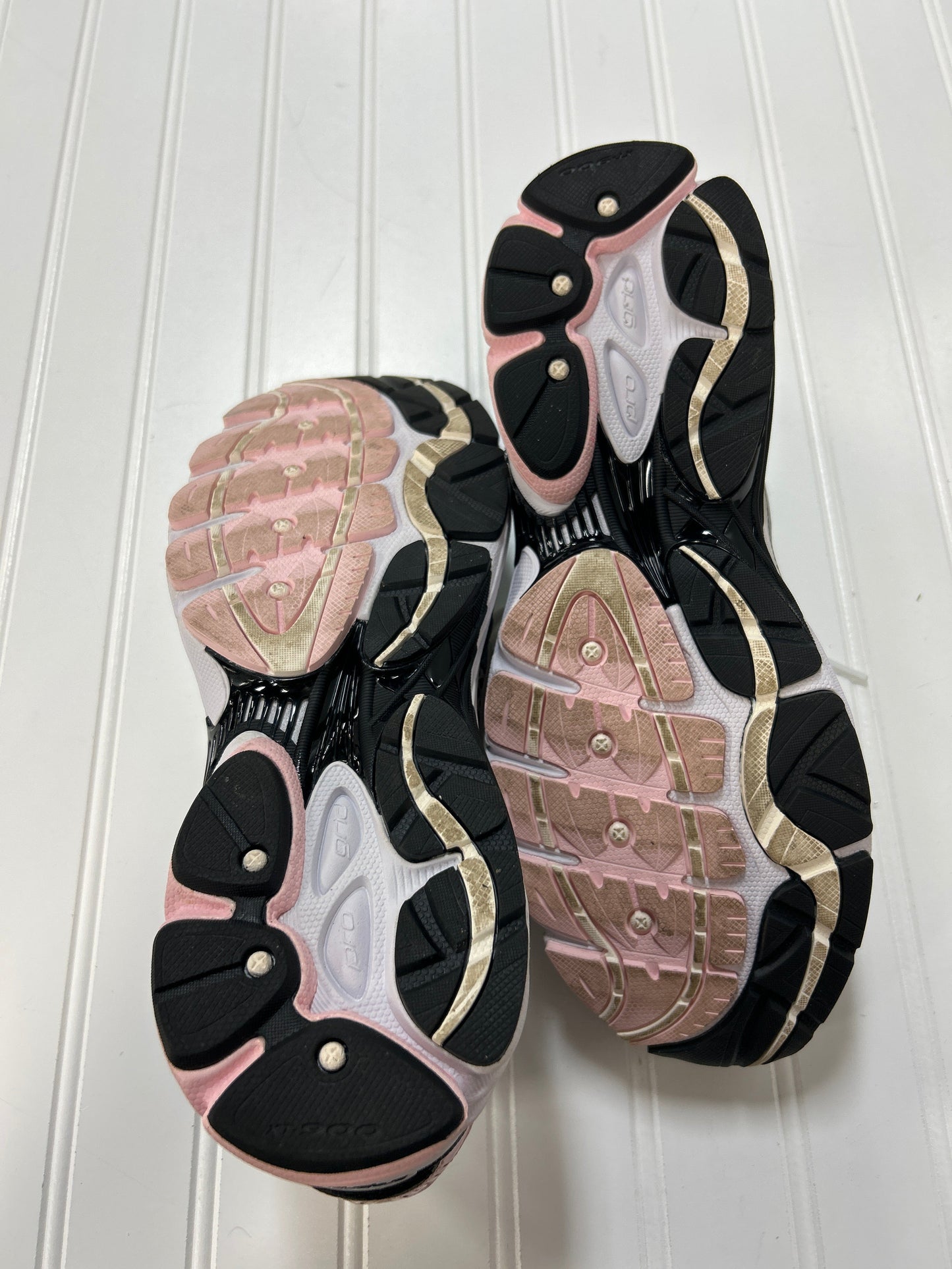 Shoes Athletic By Saucony In Pink & White, Size:11
