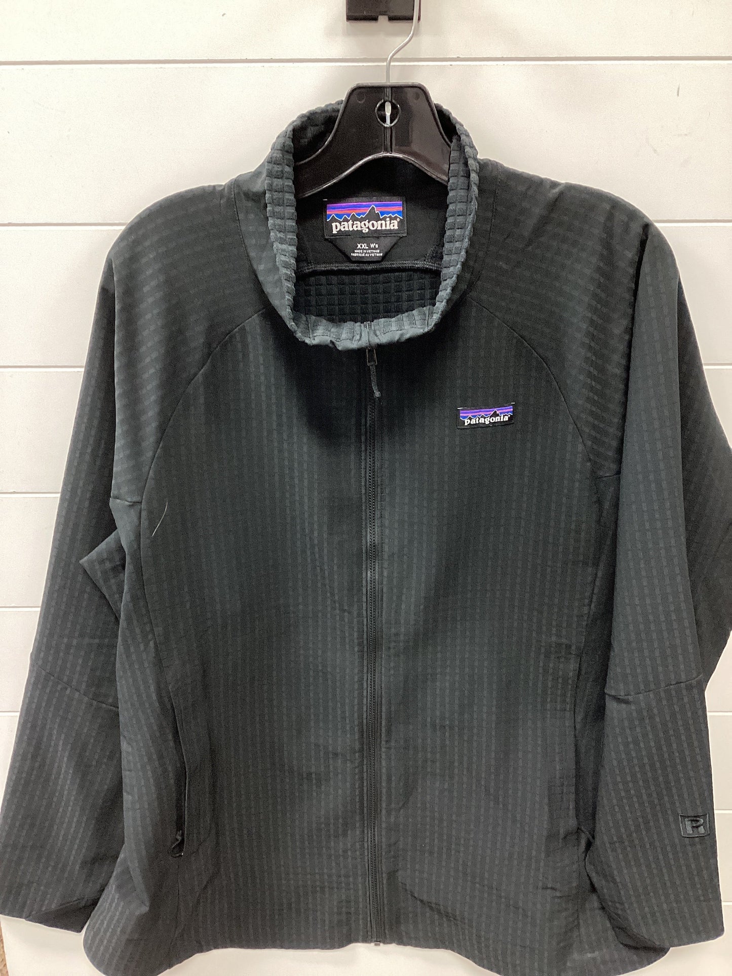 Athletic Top Ls Collar By Patagonia In Black, Size:1X