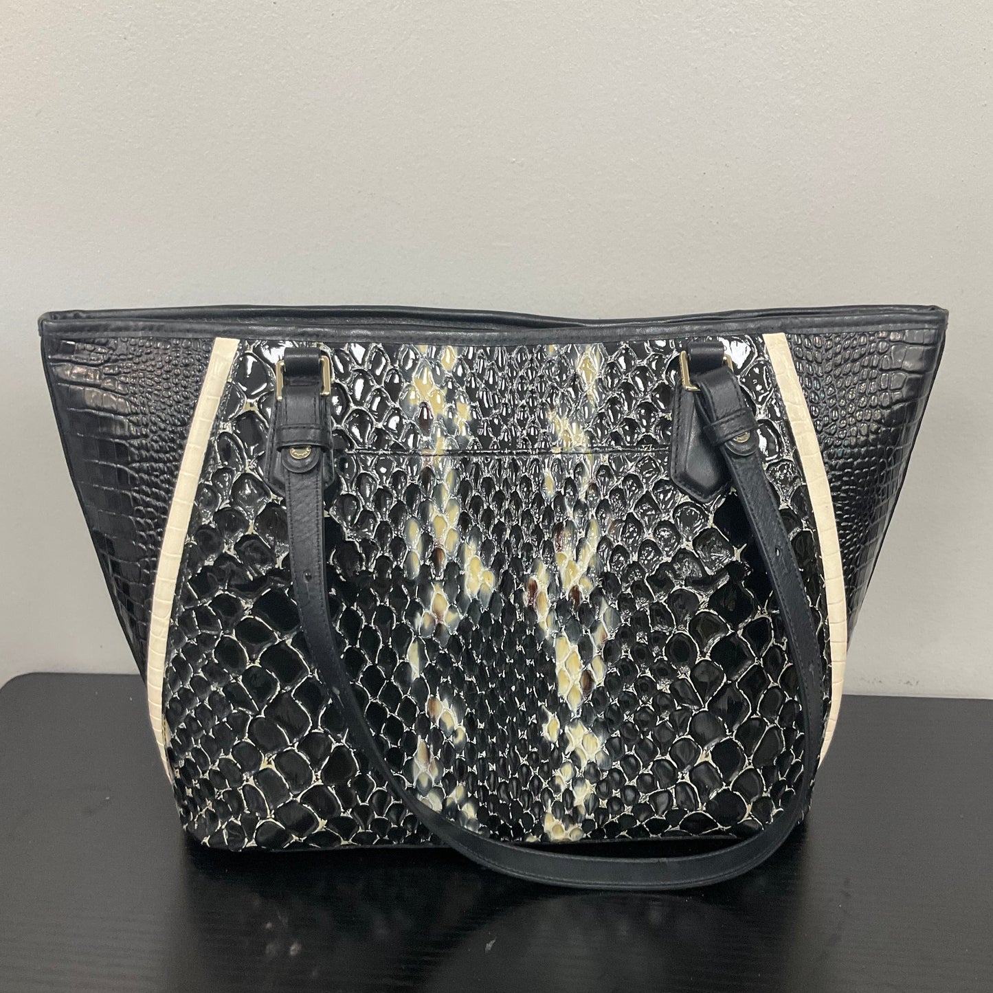 HANDBAG DESIGNER by BRAHMIN In BLACK, Size: MEDIUM