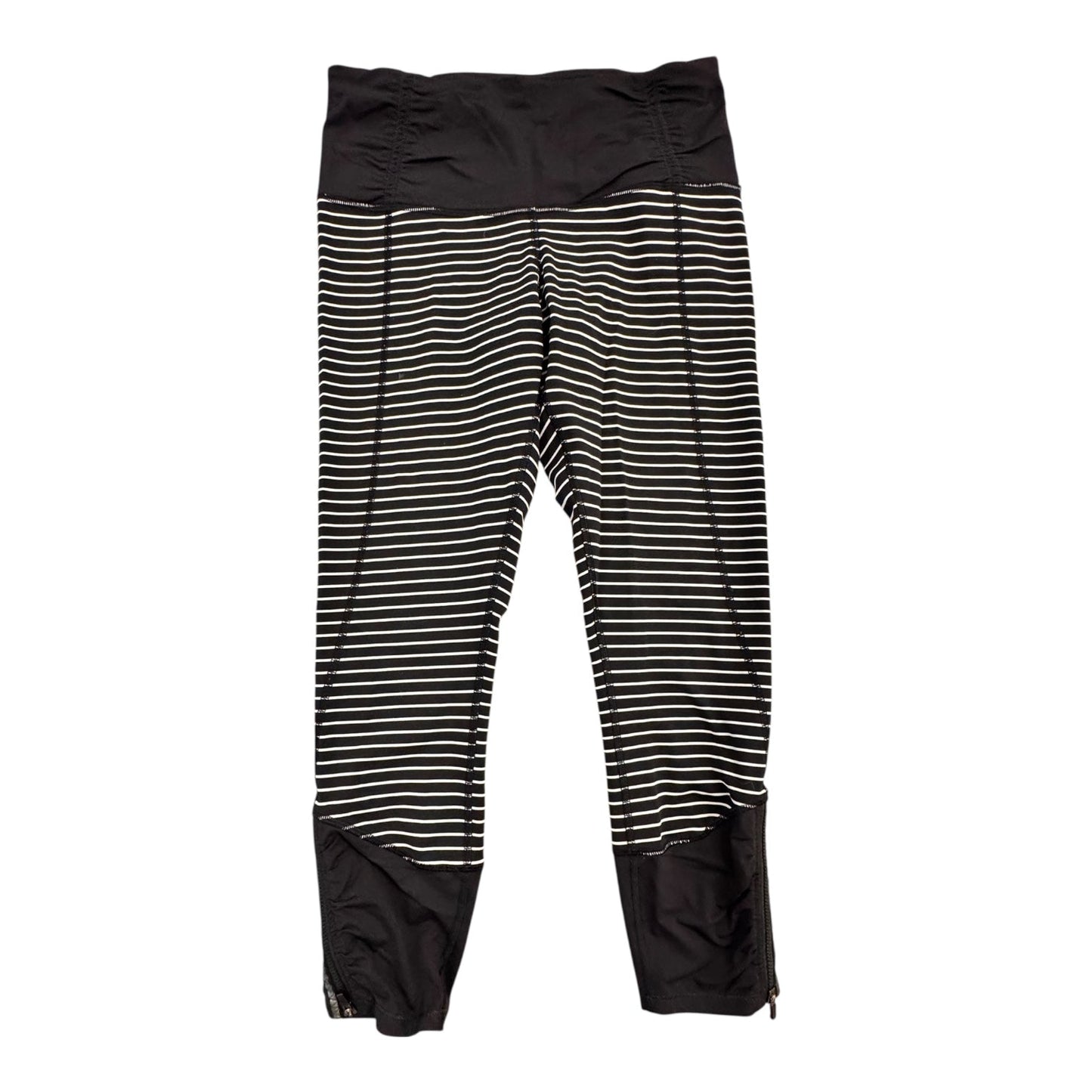 Athletic Leggings Capris By Lululemon In Black & White, Size:6