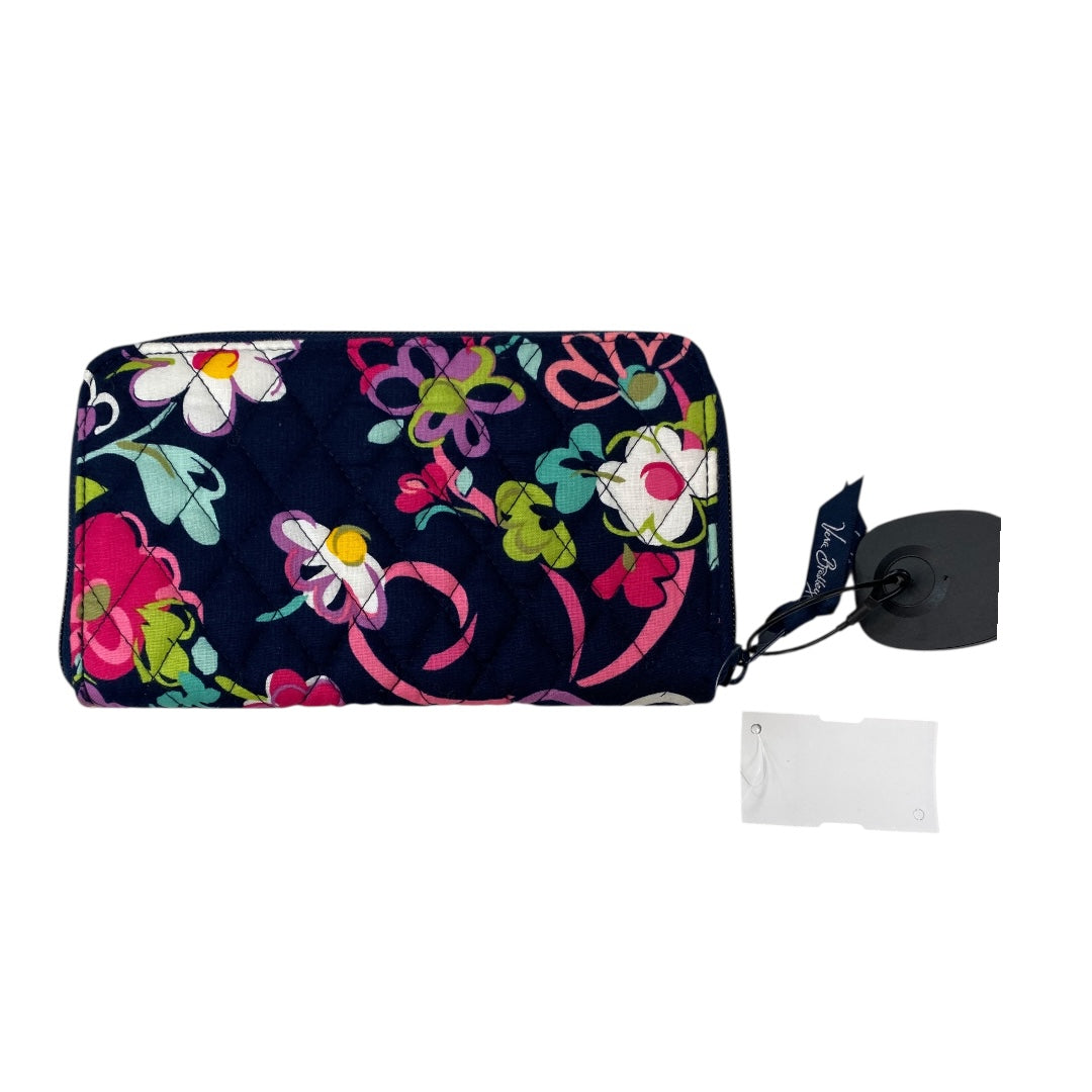 Wallet By Vera Bradley In Multi, Size:Large