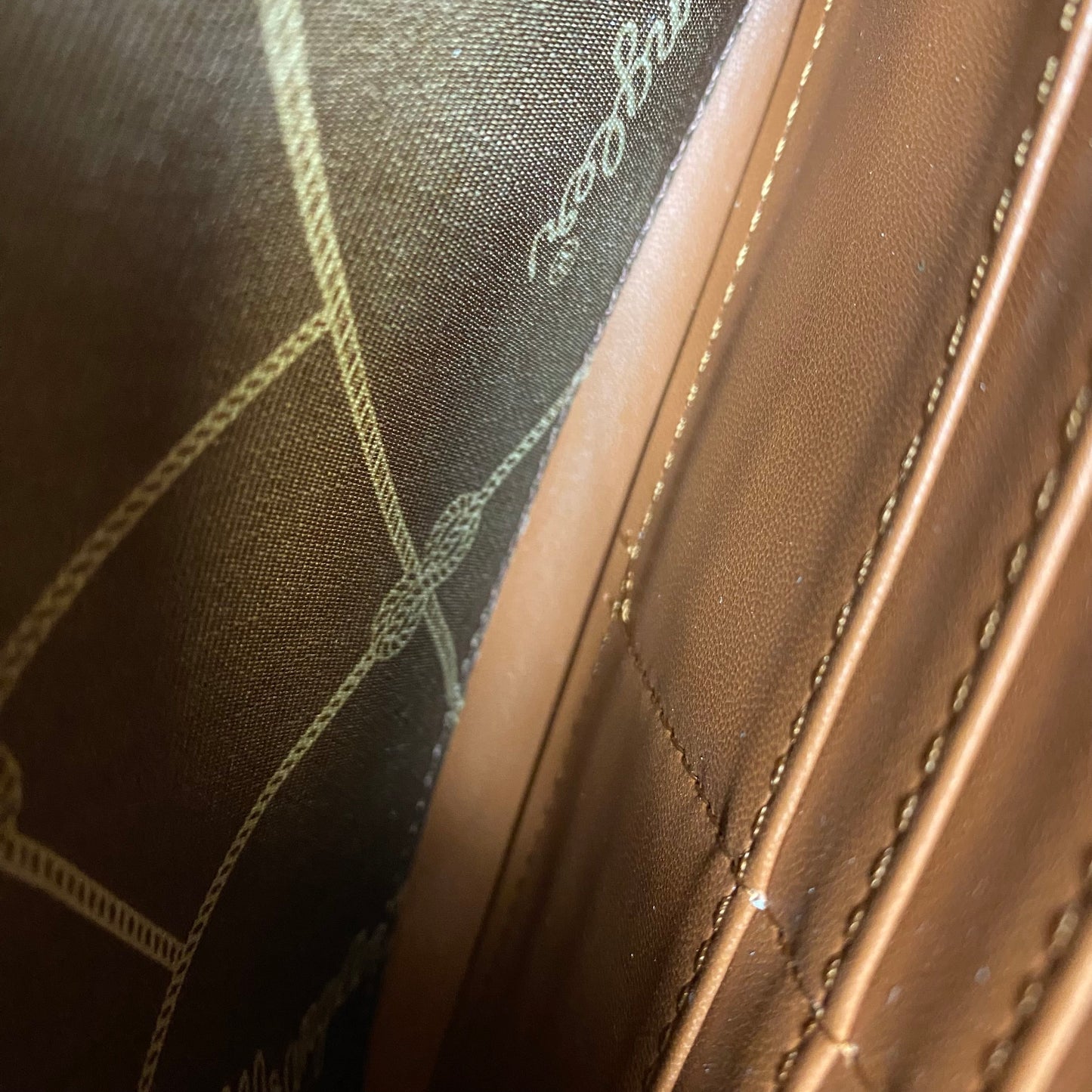 Crossbody By Wrangler, Size: Medium