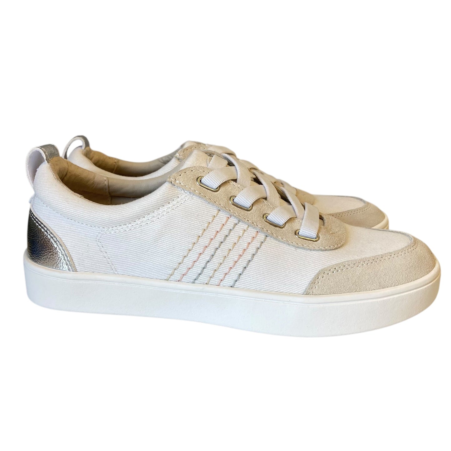 Shoes Sneakers By Revitalign In White, Size:8