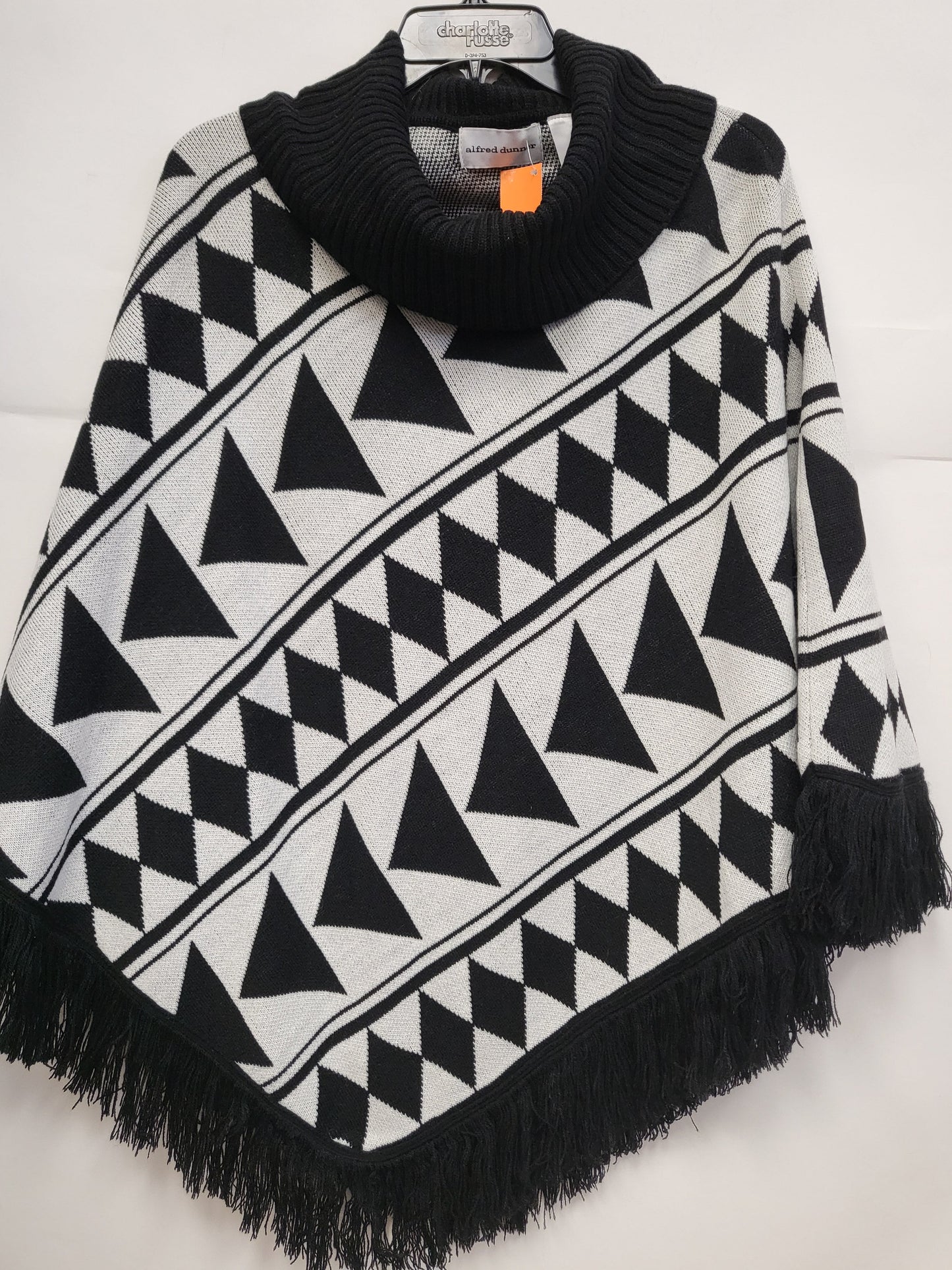 Poncho By Alfred Dunner  Size: M