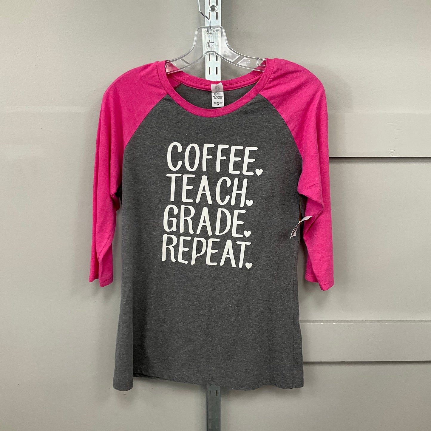 TOP 3/4 SLEEVE BASIC by    CLOTHES MENTOR In GREY & PINK, Size: M