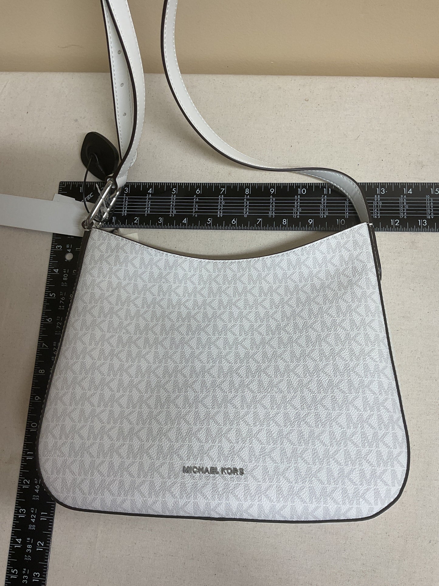 Handbag Designer By Michael Kors In White, Size:Medium