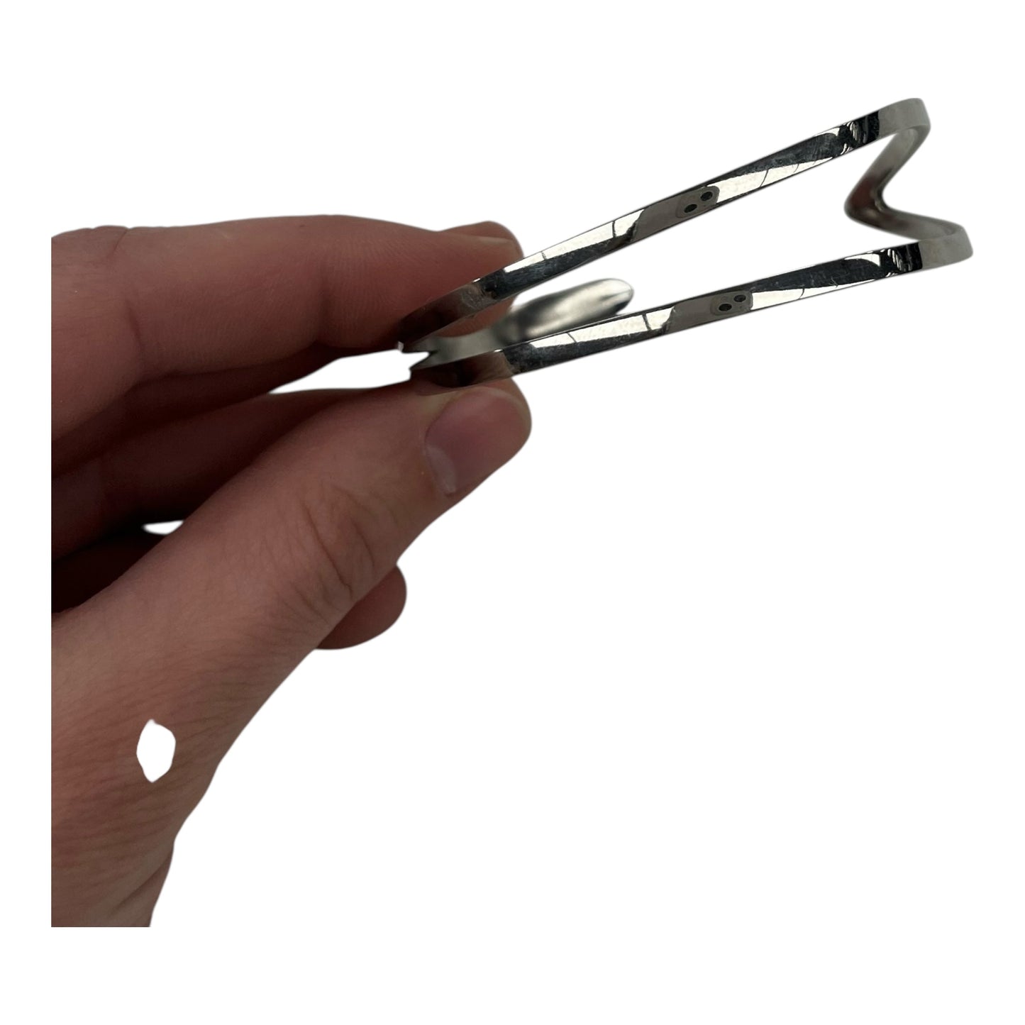 Bracelet Bangle By    Clothes Mentor In Silver