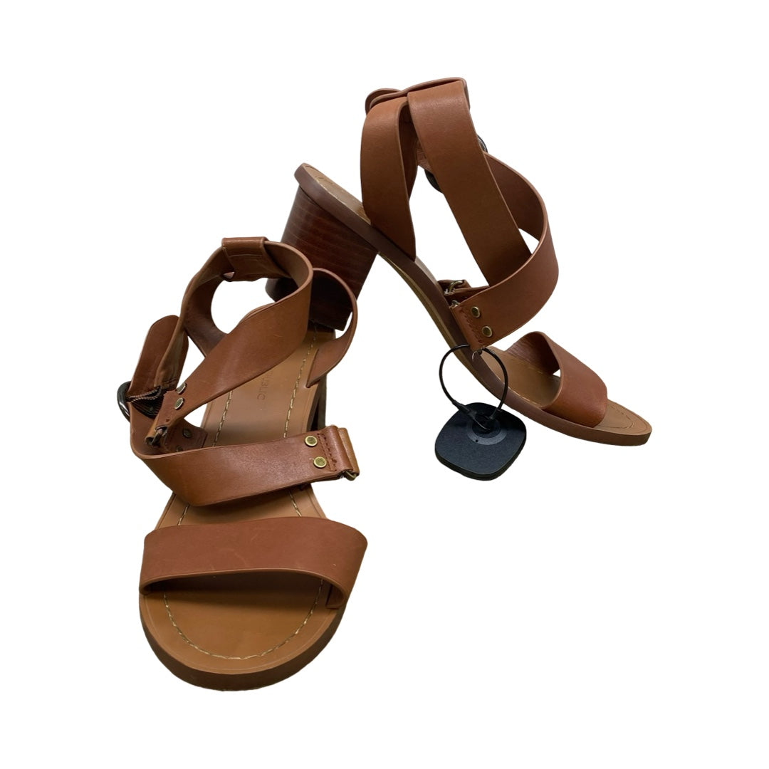 Sandals Heels Block By Banana Republic In Brown, Size:7.5