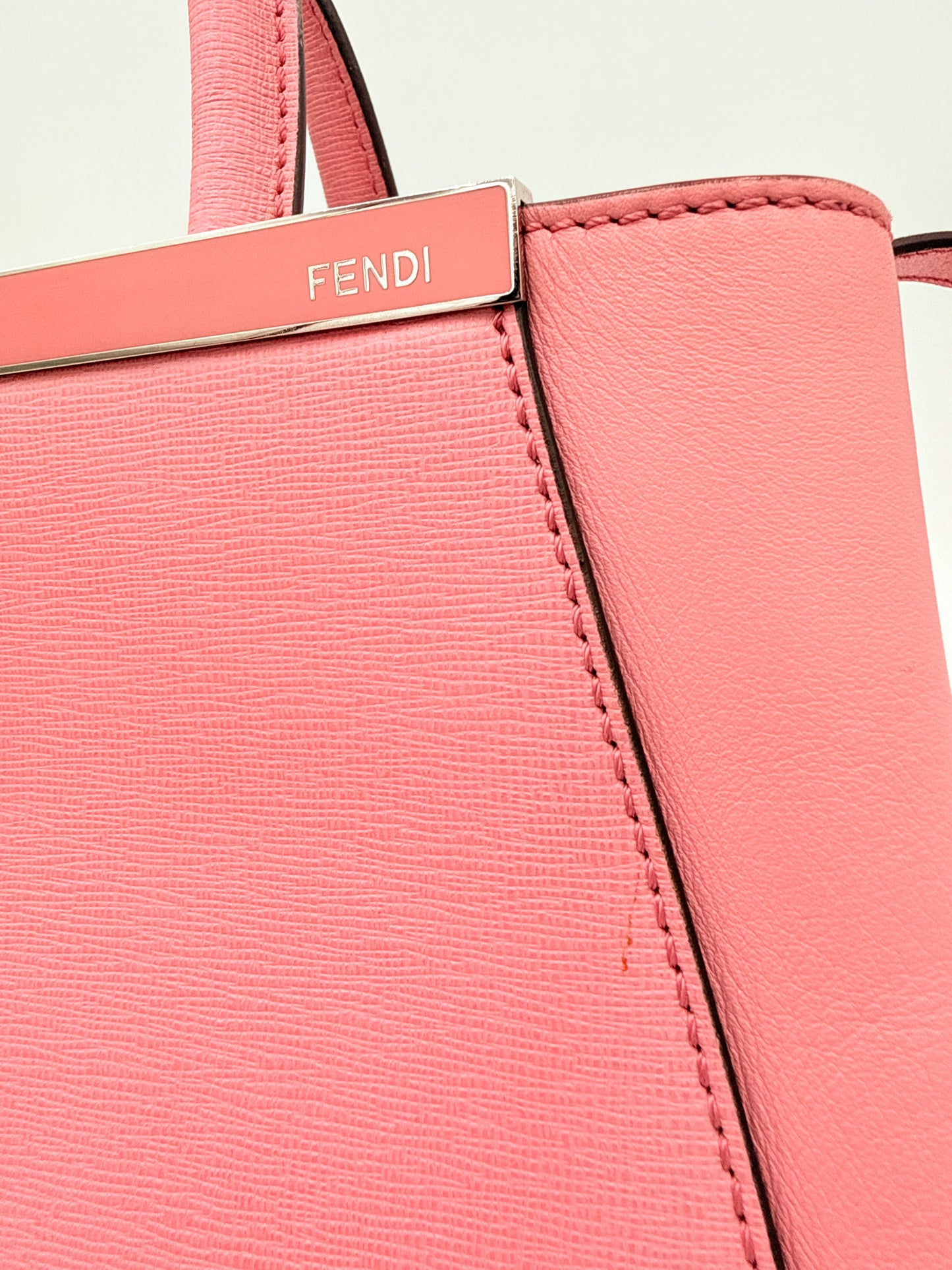 Handbag Luxury Designer By Fendi In Pink, Size:Medium