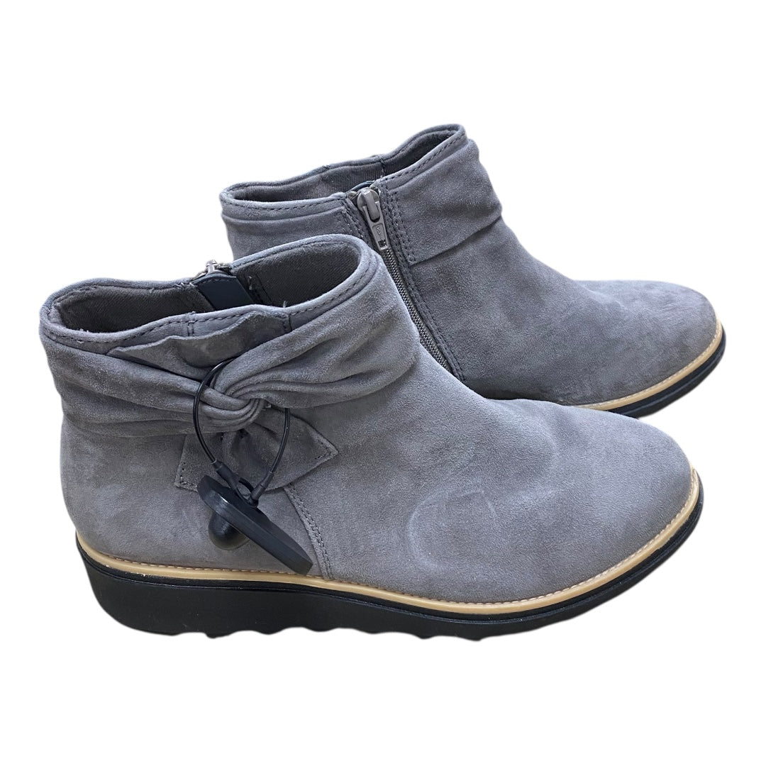 Boots Ankle Flats By Clarks In Grey, Size:8.5