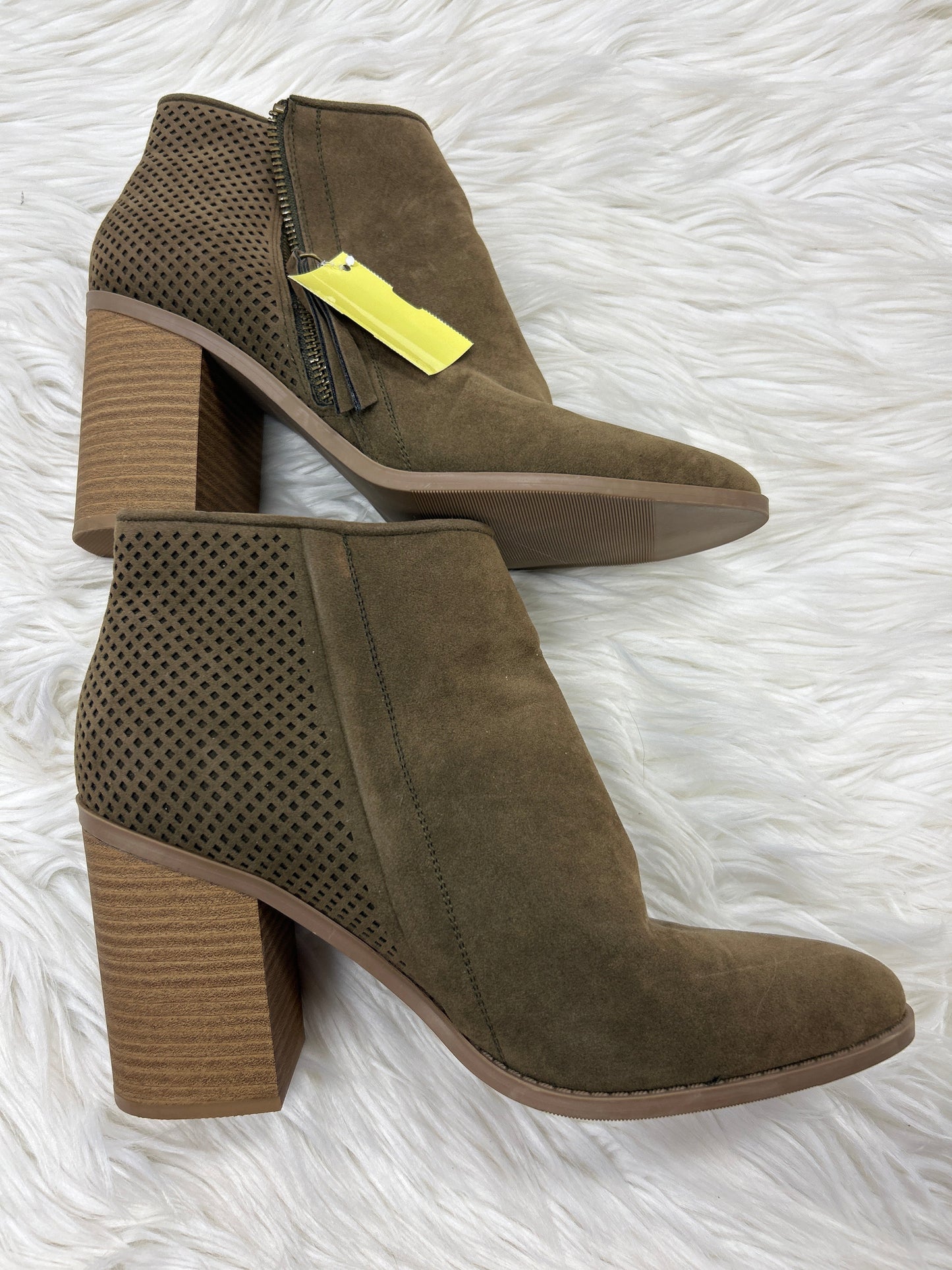 Boots Ankle Heels By Universal Thread In Brown, Size:9