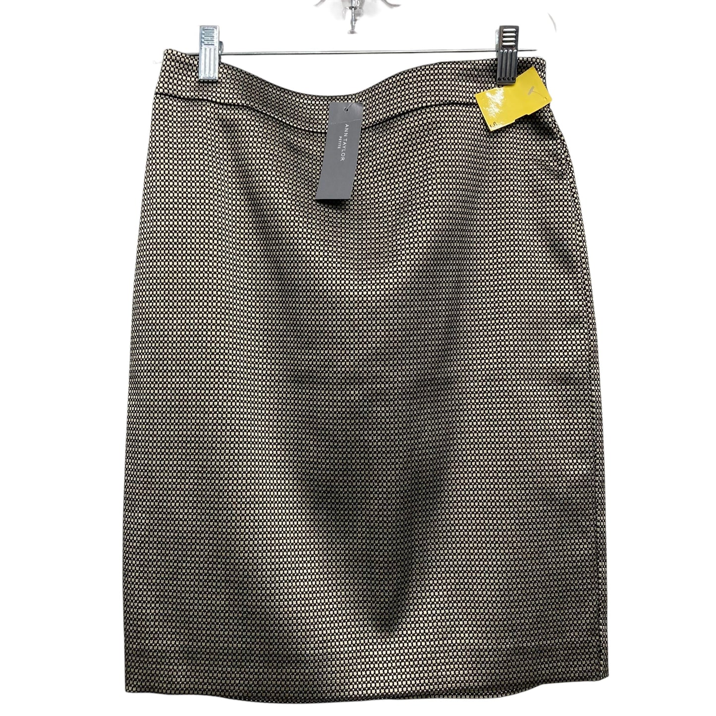 Skirt Mini & Short By Ann Taylor In Gold, Size:4P