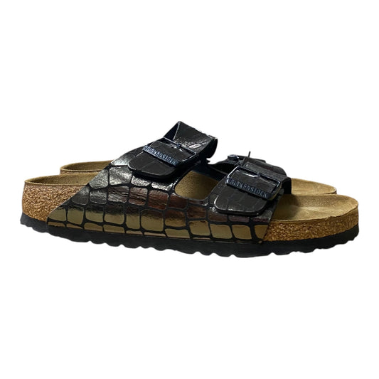 Sandals Flats By Birkenstock In Brown, Size:9.5