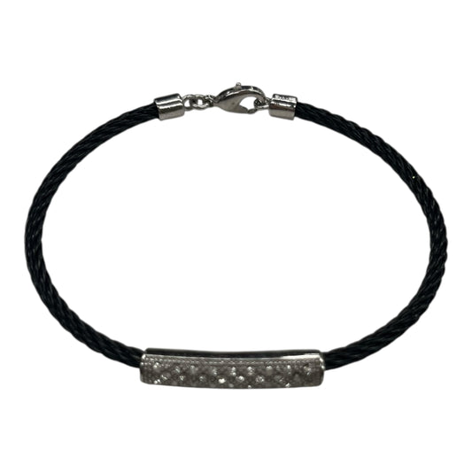 Bracelet Other By Clothes Mentor In Black & Silver