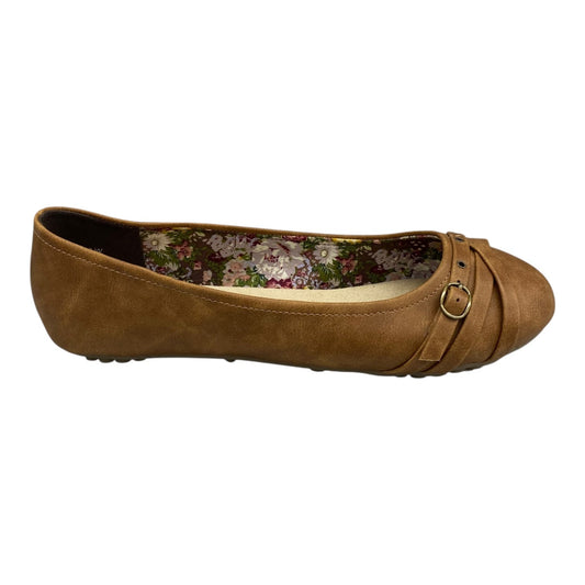 Shoes Flats By Jelly Pop In Tan, Size:10