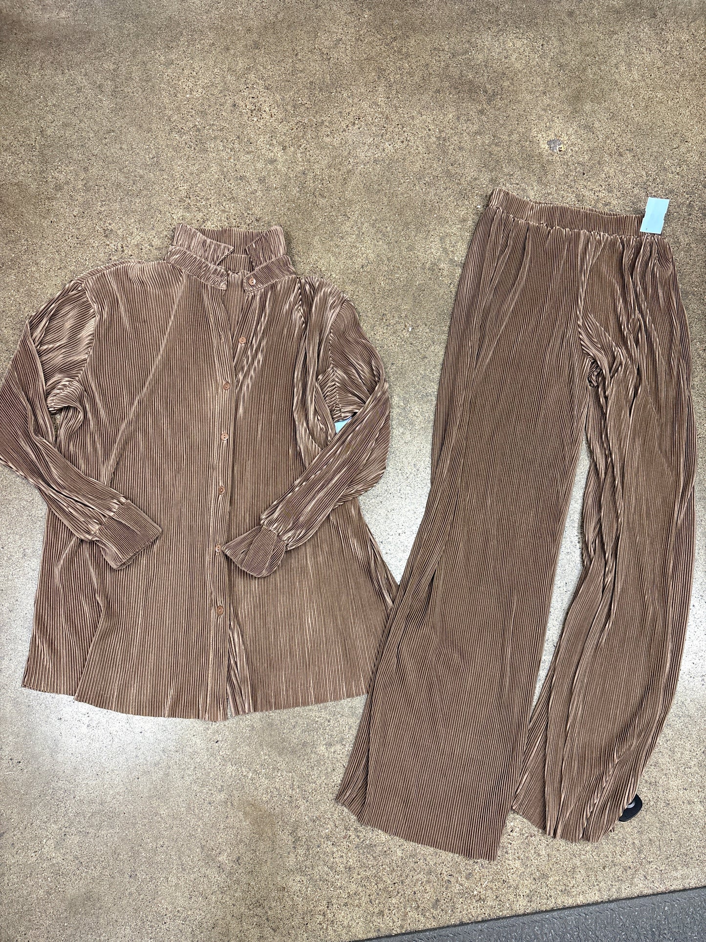 Pants Set 2Pc By Clothes Mentor In Brown, Size:M