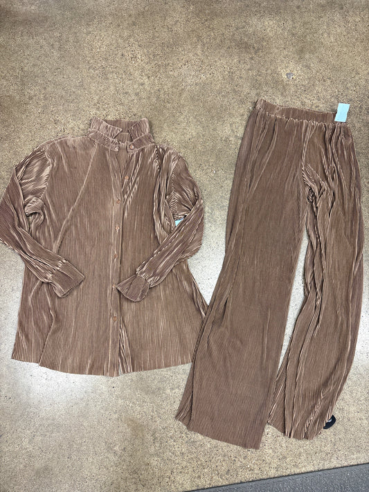 Pants Set 2Pc By Clothes Mentor In Brown, Size:M