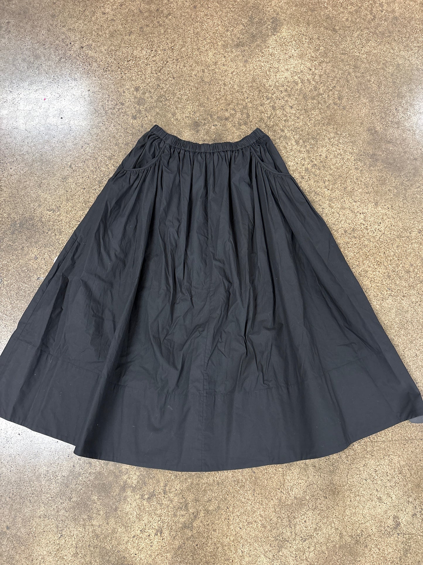 Skirt Maxi By Clothes Mentor In Black, Size:M