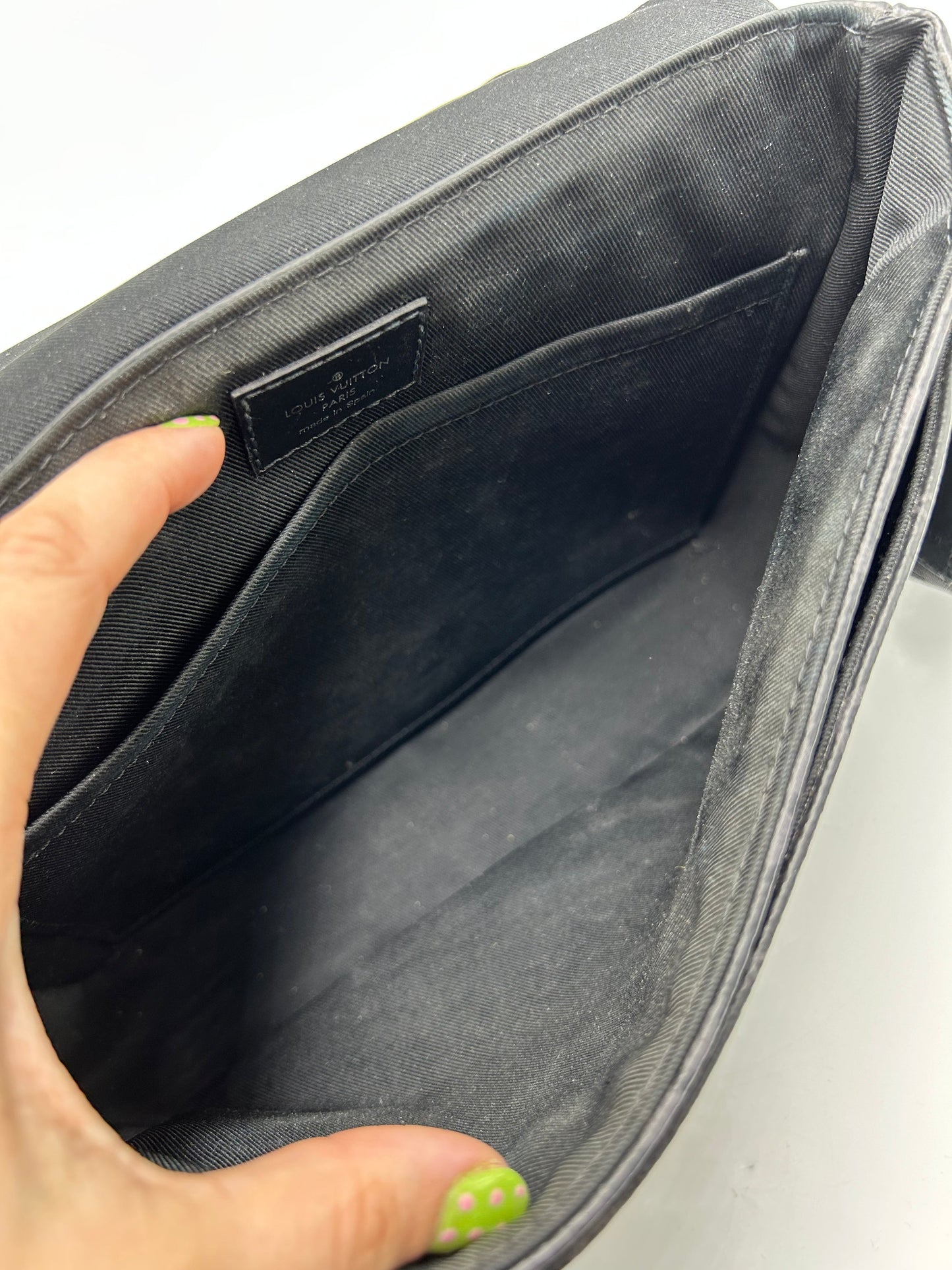 Louis Vuitton District PM Luxury Messenger Handbag