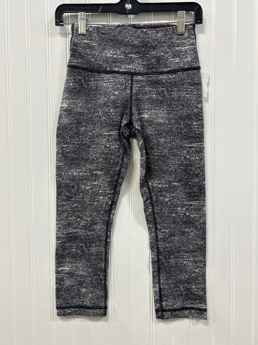 Athletic Leggings Capris By Lululemon In Black, Size:6