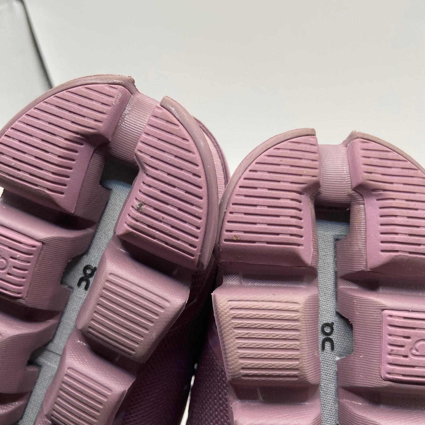Shoes Athletic By On Cloud In Purple, Size: 9.5