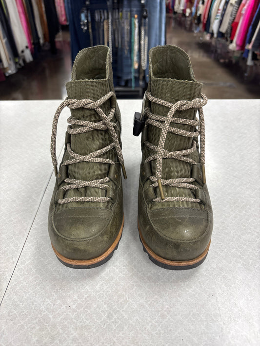 Boots Ankle Flats By Sorel In Green, Size:7.5