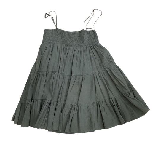 Top Sleeveless By Clothes Mentor In Green, Size:Xs