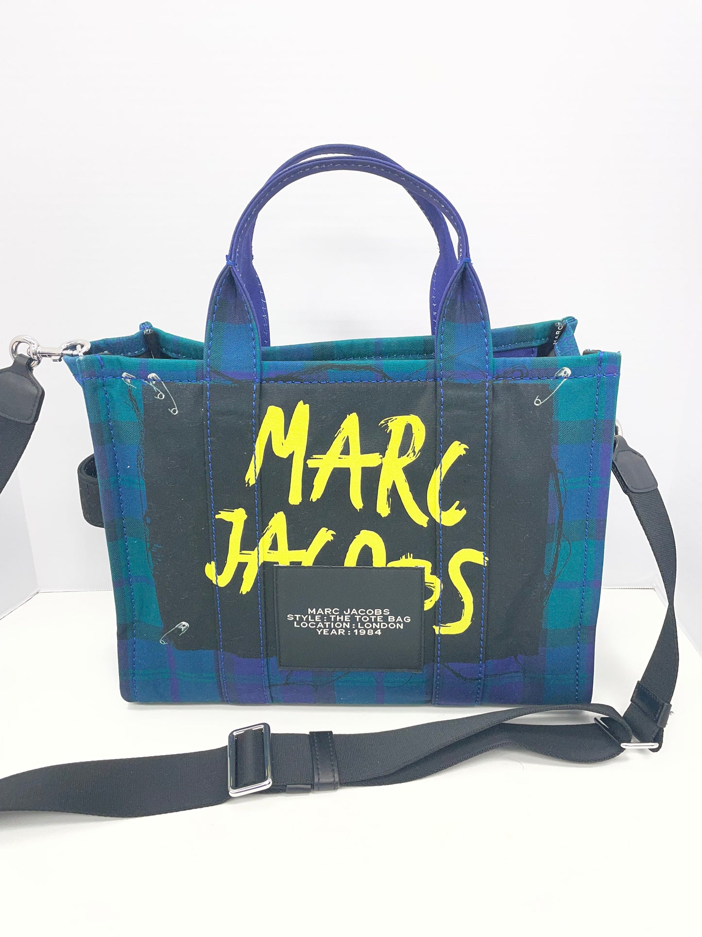 Tote Luxury Designer By Marc Jacobs In Blue & Red, Size:Medium