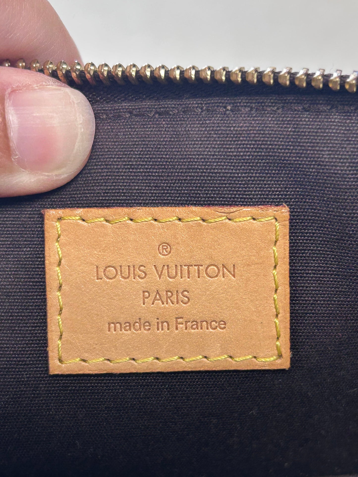 Handbag Luxury Designer By Louis Vuitton In Purple, Size:Medium