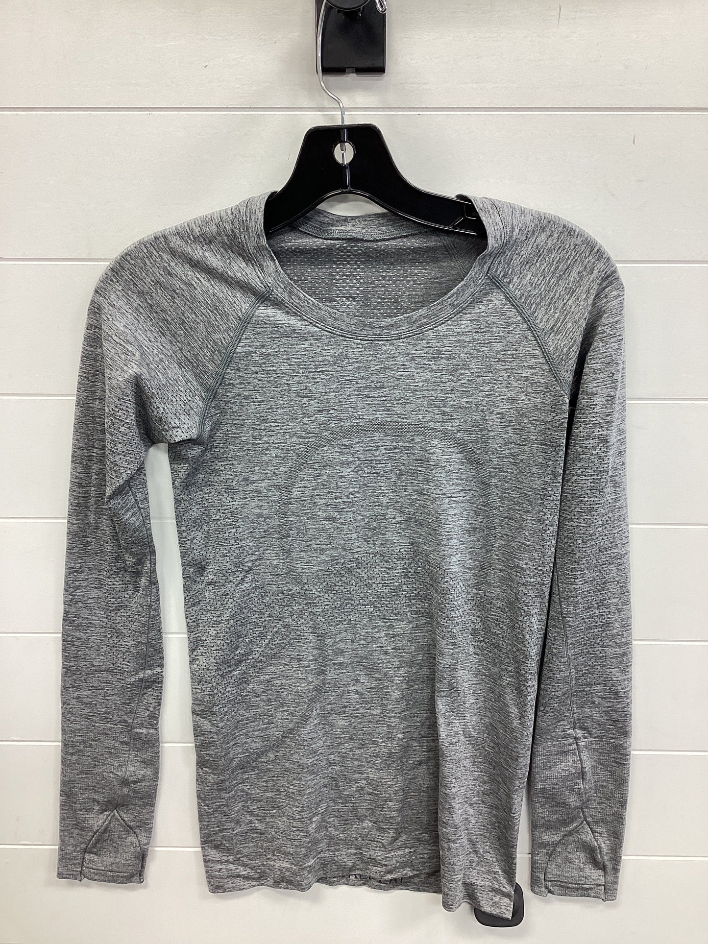 Athletic Top Ls Crewneck By Lululemon In Grey, Size:4