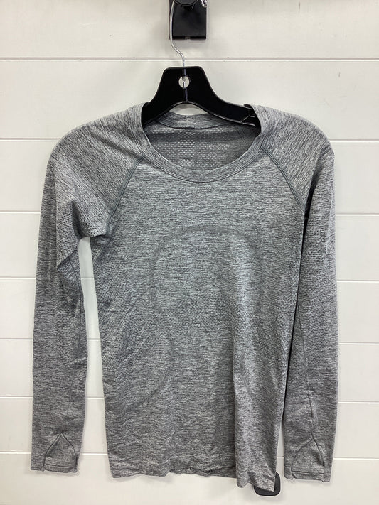 Athletic Top Ls Crewneck By Lululemon In Grey, Size:4