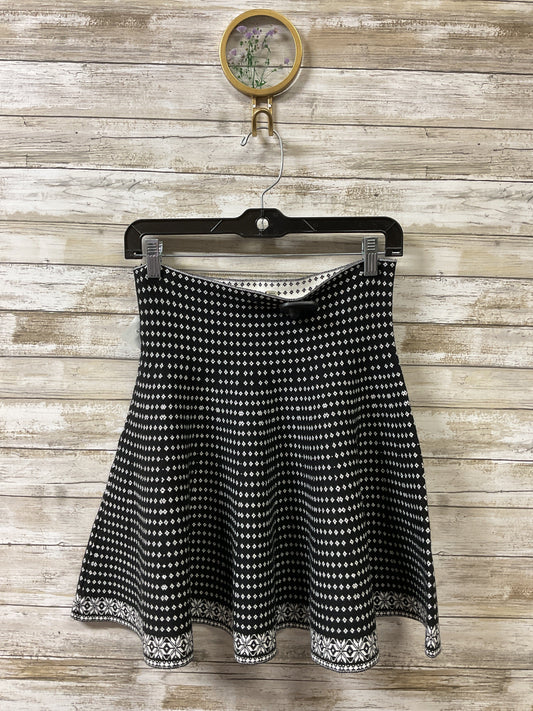 Skirt Mini & Short By Max Studio In Black & White, Size:M/L