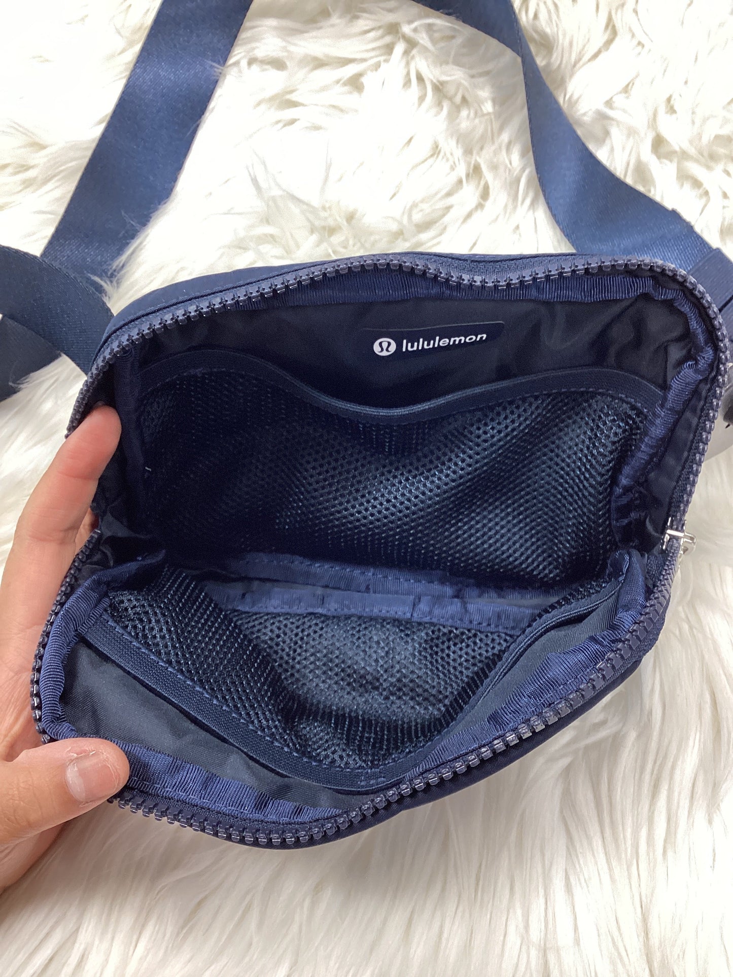 Belt Bag By Lululemon In Navy, Size:Small