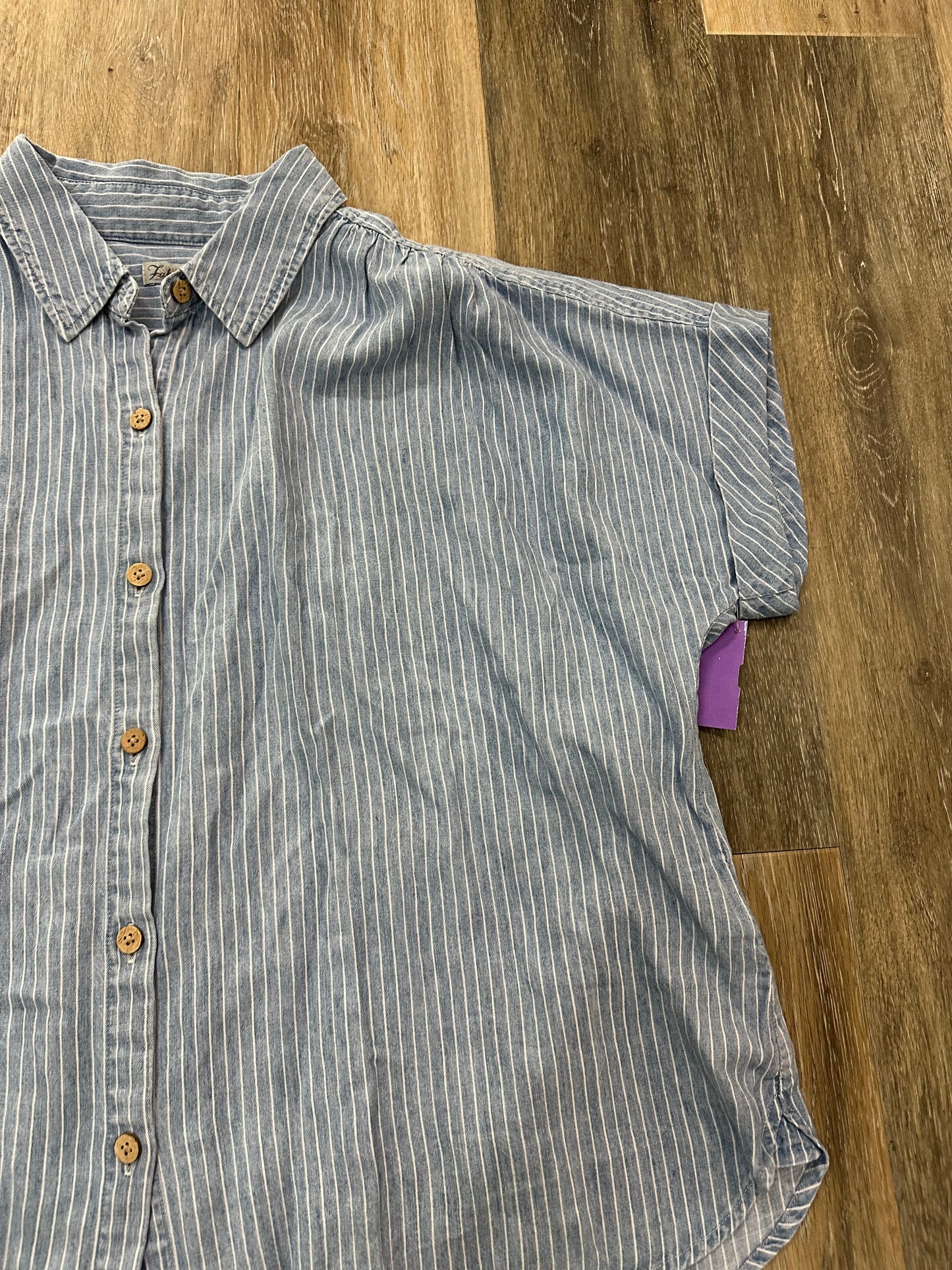 Blouse Short Sleeve By Faherty In Blue Denim, Size: M